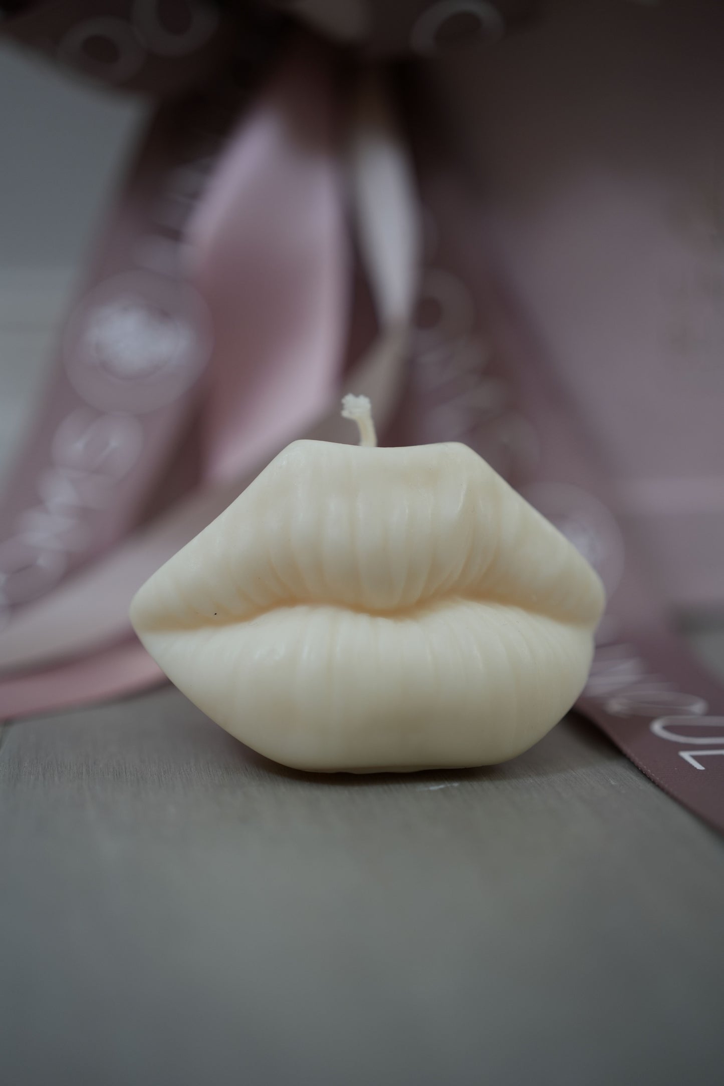 Candle | Lips