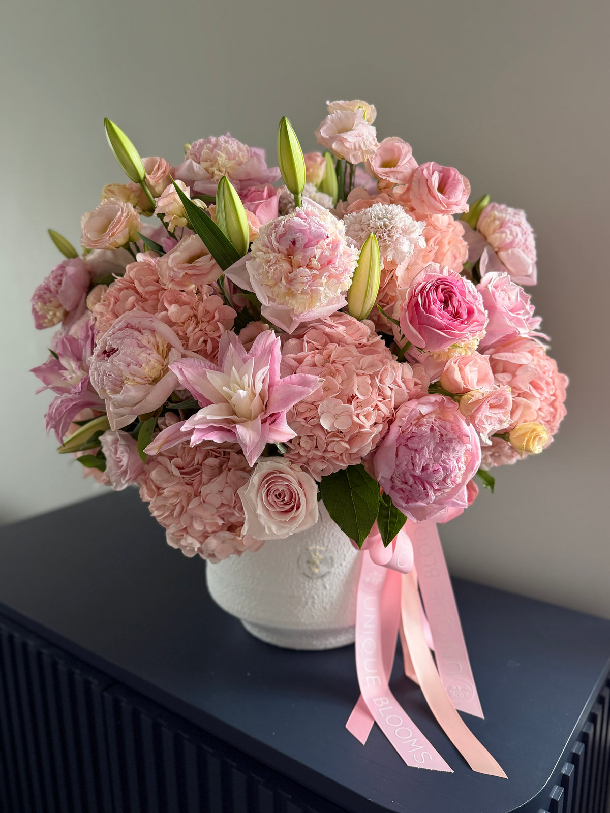 CUSTOM VASE ARRANGEMENT - ROUND