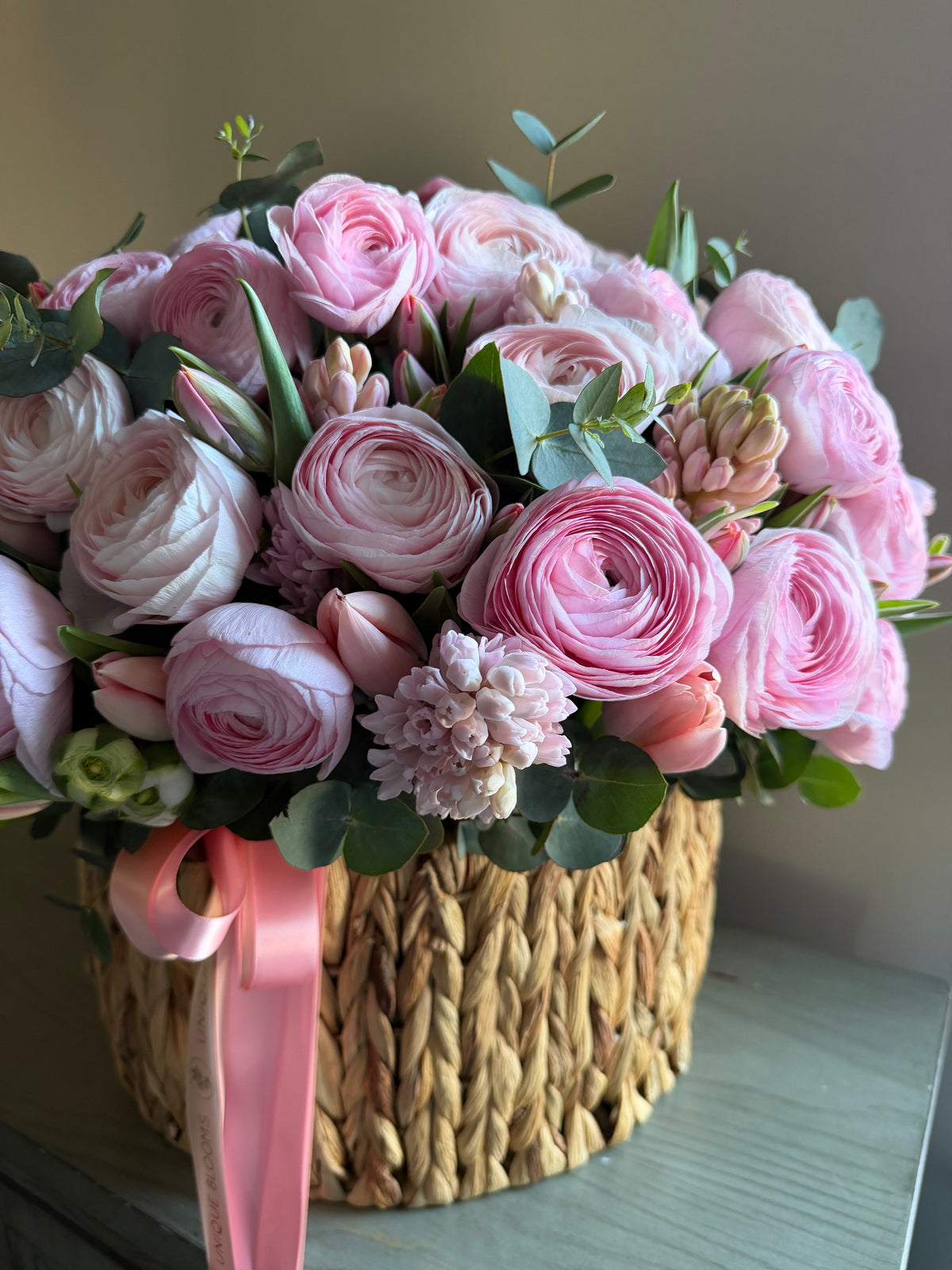 ITALIAN RANUNCULUS BASKET - 7 Days Preorder Only