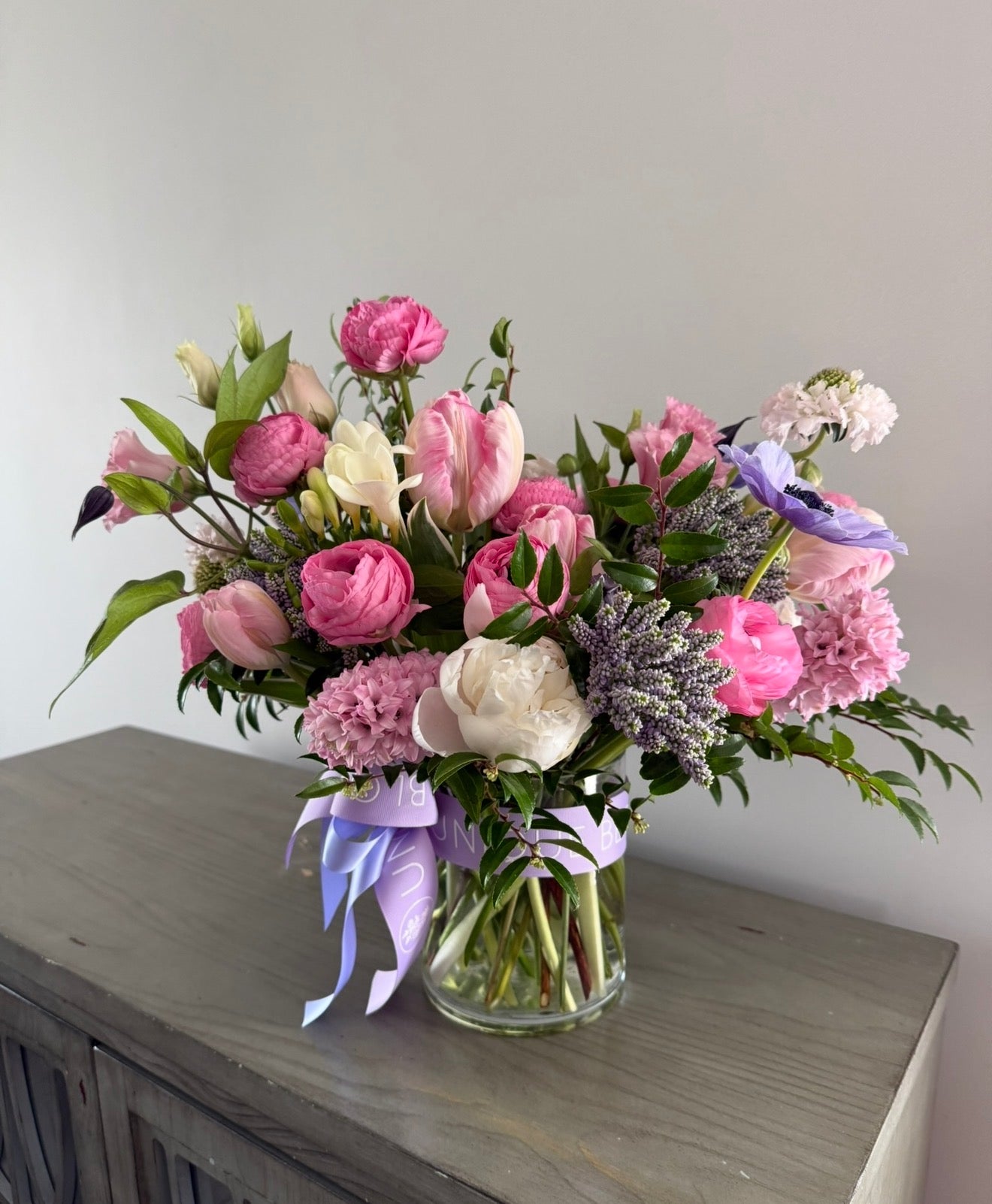 CUSTOM VASE ARRANGEMENT - ASYMMETRIC