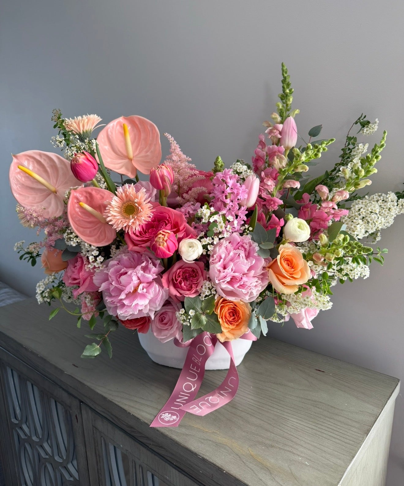 CUSTOM VASE ARRANGEMENT - ASYMMETRIC