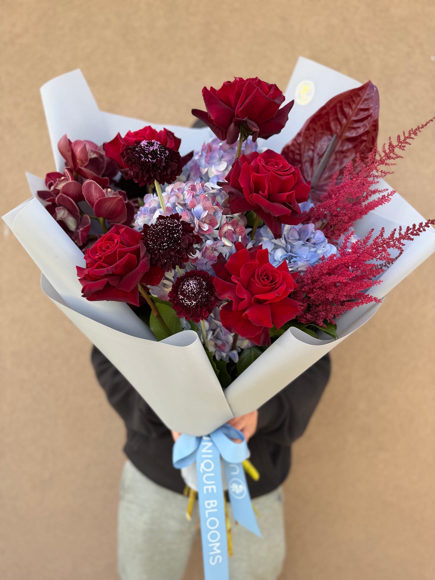 CUSTOM BOUQUET - ASYMMETRIC