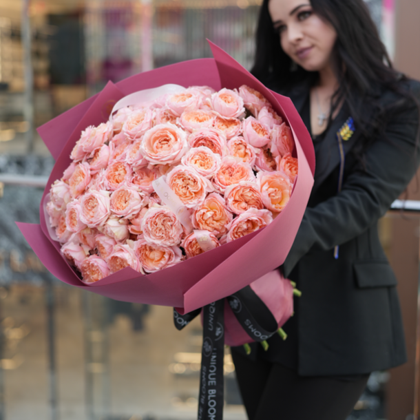 GARDEN SPRAY ROSES